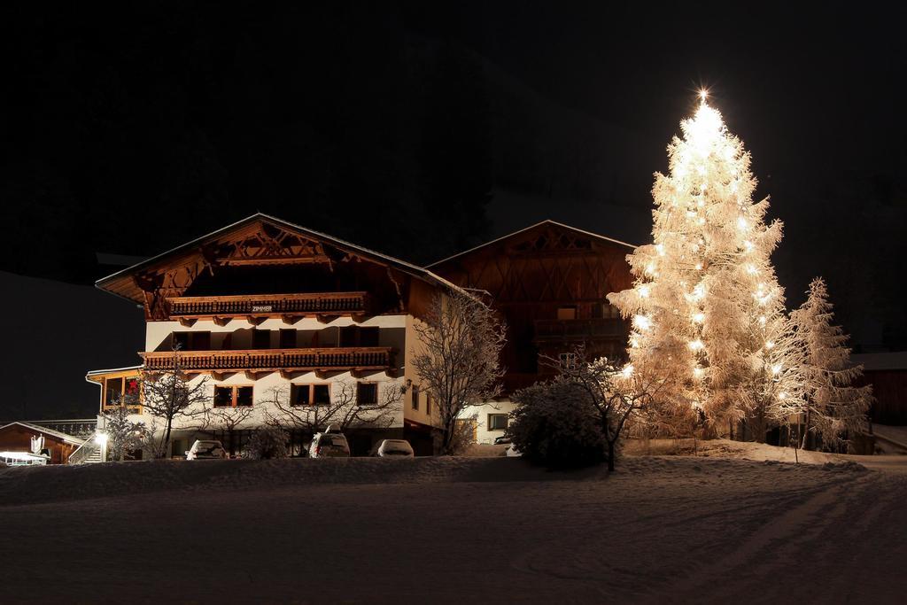Готель Ladestatthof Нойштіфт-ім-Штубайталь Екстер'єр фото